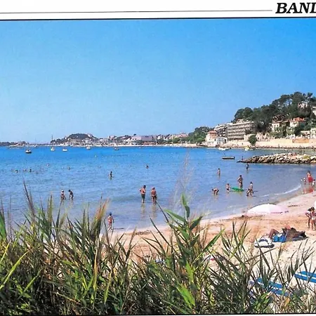 Superbe Vue Sur La Baie De Bandol , 200 M Des Plages Holiday home *